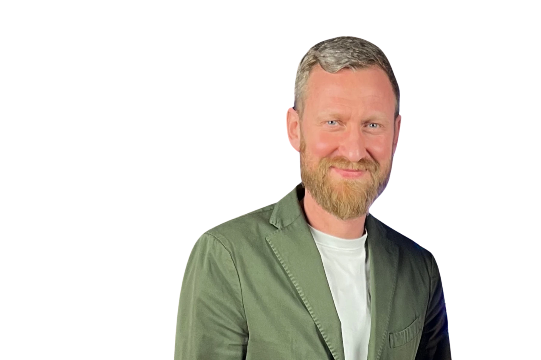 Freisteller von Alexander Entov, Geschäftsführer von Breuninger, im grünen Sakko und weißem T‑Shirt vor schwarzem Hintergrund – Protagonist der K5 CHEF TREFF Episode 255 über die Zukunft des stationären Handels und die Transformation von Breuninger.