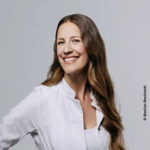 Dr. Anne Latz