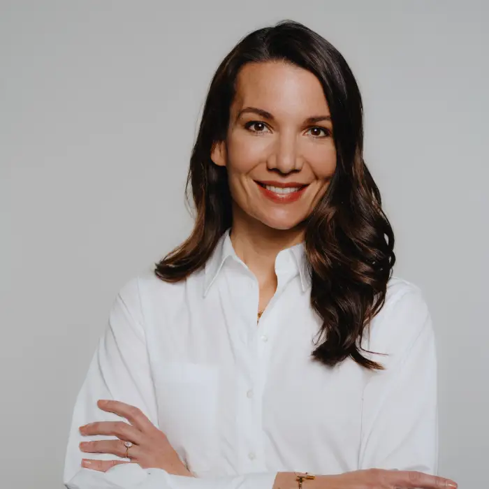 Dr. Sarah Bechstein